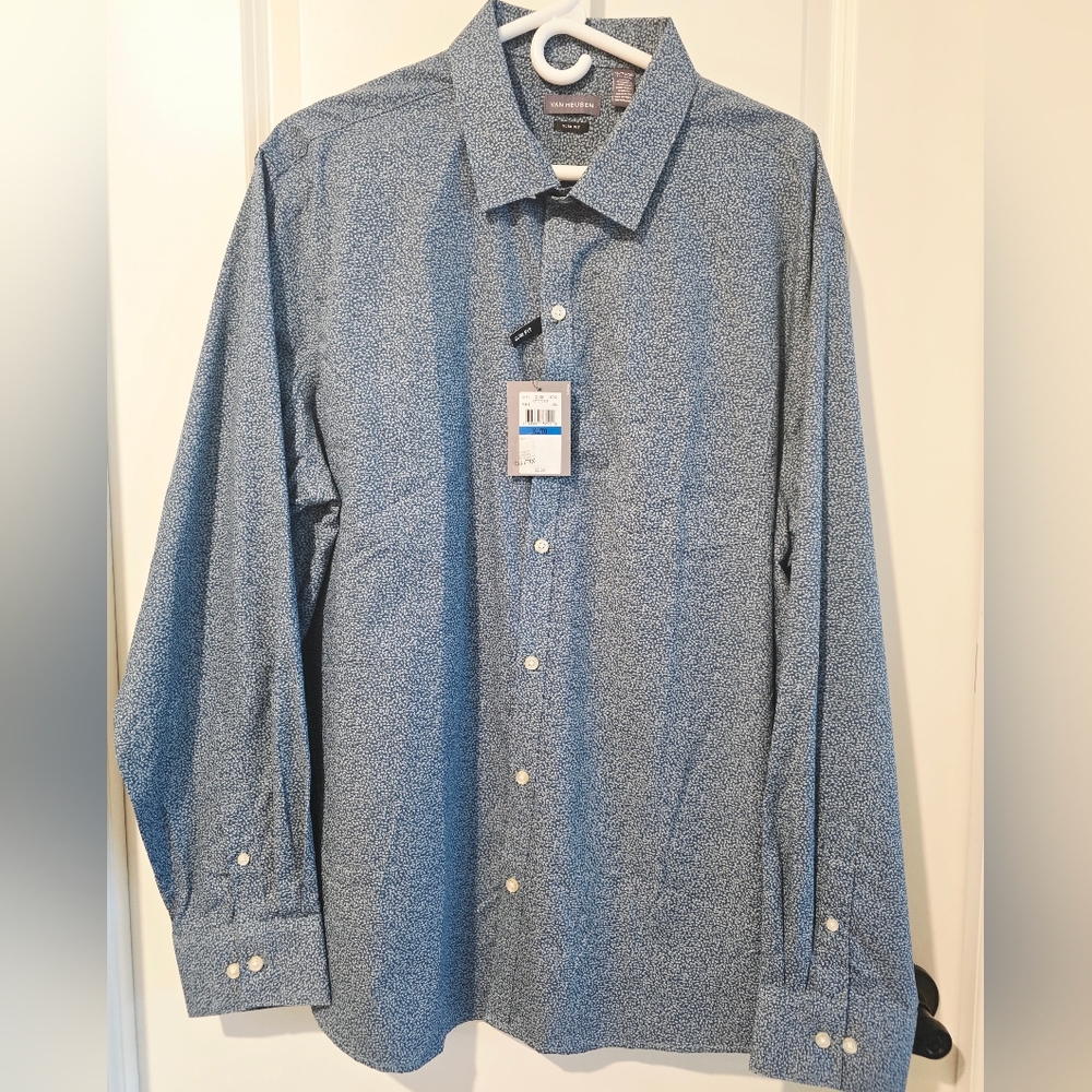 Van Heusen Men's Blue and White Button Down Shirt